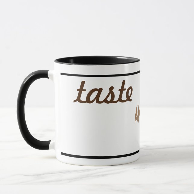savourer et déguster de la tasse est apaisant et a (Gauche)