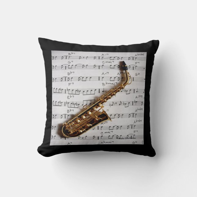 Saxophone et coussin de musique (Recto)