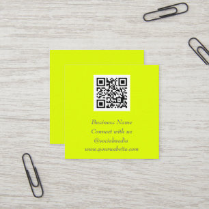 Scannbarer Social-Media-QR-Code in fluoreszierende Quadratische Visitenkarte
