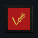 Scarlet Red Gold Colors Liebe Hochzeitkalligrafie Erinnerungskiste<br><div class="desc">Sie können die Schriftart und Farben leicht ändern. Sie können auch Ihr Logo und das Hintergrundbild hinzufügen,  wie Sie möchten.</div>