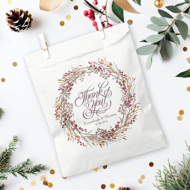 Scarlet Red Seasonal Floral Wedge Geschenktütchen (Von Creator hochgeladen)