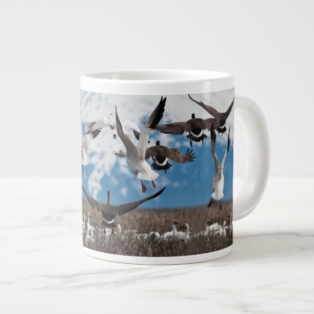 Scattering Geese Jumbo-Tasse (Vorderseite Rechts)