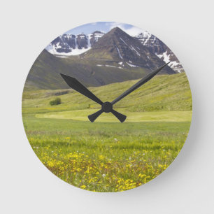 Scenic landscape of Svarfadardalur valley Runde Wanduhr