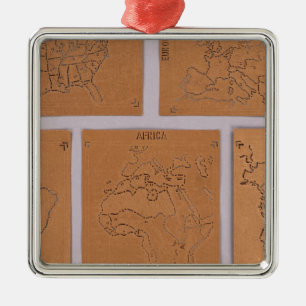 Schablonen der Welt Silbernes Ornament