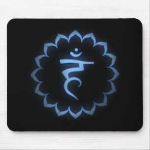 "Schablonen" Kehle Chakra - hellblau Mousepad
