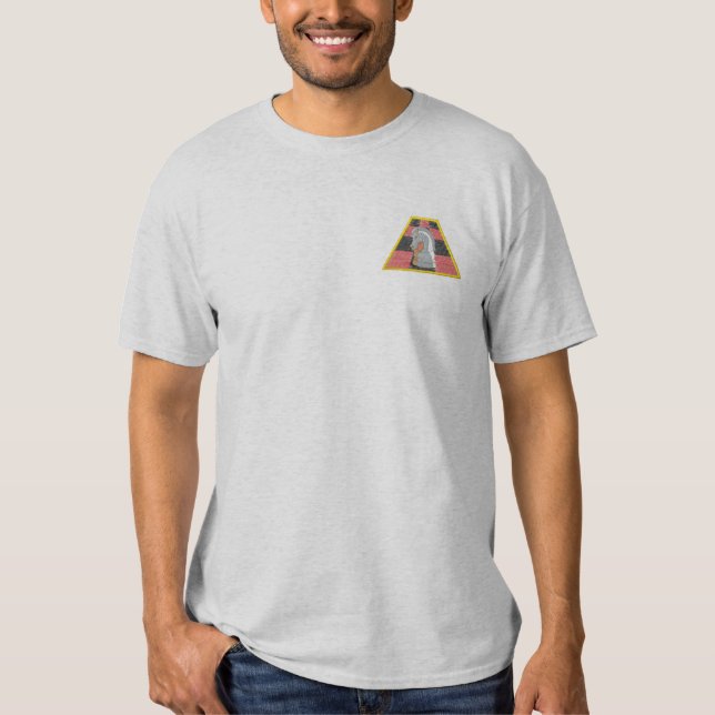 Schach Besticktes T-Shirt (Vorderseite)