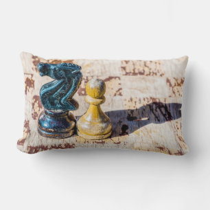 Schach Pawn and Knight - Veteranen Lendenkissen