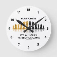 Schach spielen Es ist ein hochreflektierendes Spie