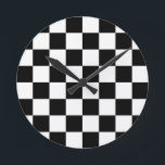 Schachbrett für Schach-Schachbretter Runde Wanduhr<br><div class="desc">Checked Flag Racing Design Schach Schachbretter Checkerboard Plätze Autobodenmatte.  Klassischer Rollfahn-Rennsieger mit schwarz-weißem Mosaikflippenstück,  Schachtel,  Plätze,  Mosaik,  Rennen,  Sieger,  Schach,  Schachbrett,  Schachbretter,  Schwarz,  Weiß</div>