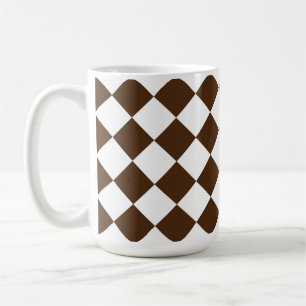 Schachbrett und weißes Retro Kaffeetasse