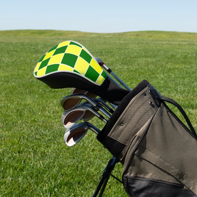 Schachbrett weiß, gelb und grün golf headcover (In SItu)