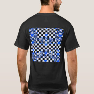 Schachbrettmuster mit blauen Herzen und Formen T-Shirt
