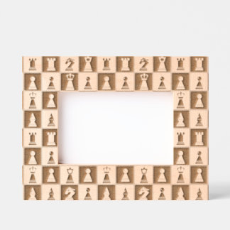 Schachfiguren in Bildrahmen Geätzte Rahmen