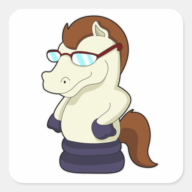 Schachstück Ritter als Pferd mit Sonnenbrille Quadratischer Aufkleber (Vorderseite)