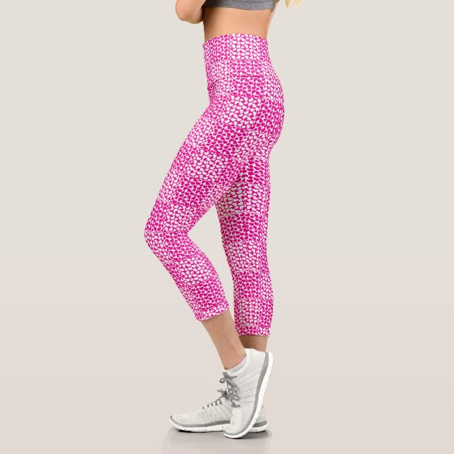 Schachte Liebe in Magenta und Weiß Capri Leggings (Links)