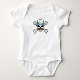 Schädel mit Schnurrbart und Schraubenschlüssel Baby Strampler