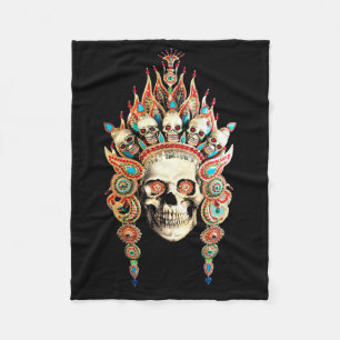 Schädel mit tibetanischem Kopfschmuck Fleecedecke