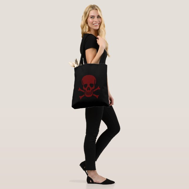 Schädel und Knochen Tasche (Am Model)