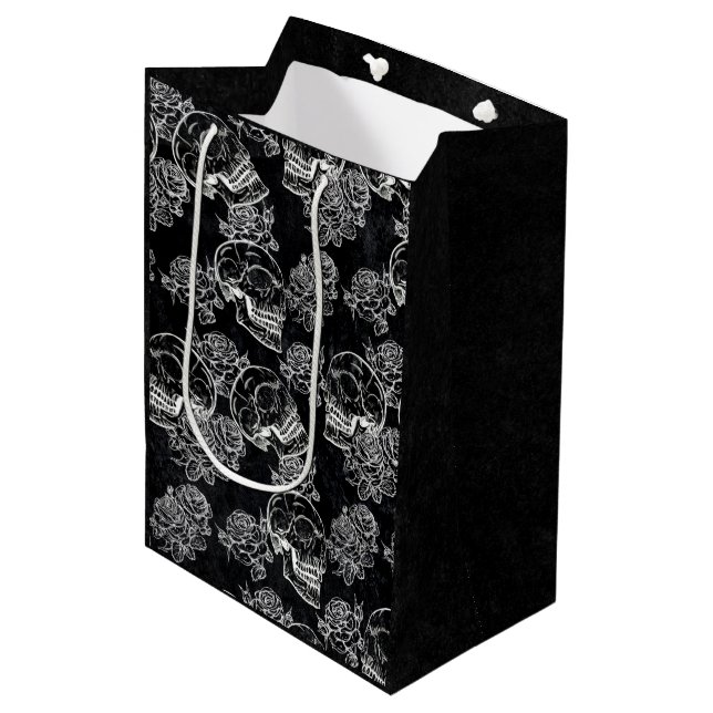 Schädel und Rose | Gothic Glam Funky Grunge Mittlere Geschenktüte (Vorderseite Schrägansicht)
