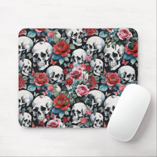 Schädel und Rote Rosen mit Schmetterlingen Mousepad