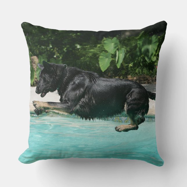 Schäferhund, der in Wasser springt Kissen (Vorderseite)