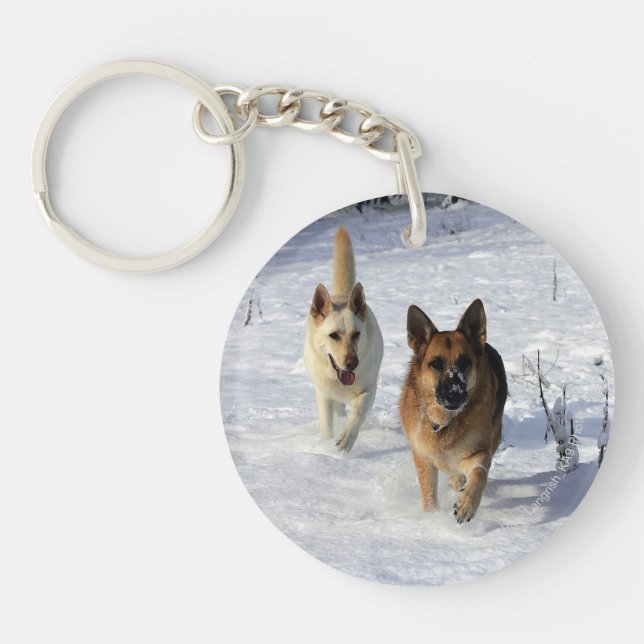 Schäferhunde, die in den Schnee laufen Schlüsselanhänger (Vorderseite)