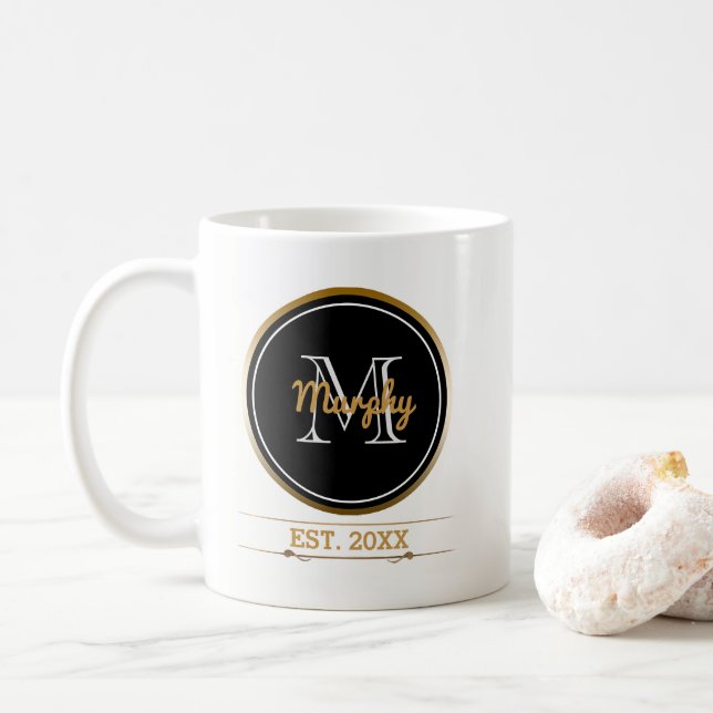 Schaffen Sie Ihr eigenes hergestelltes Jahr des Kaffeetasse (Mit Donut)