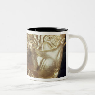 Schale, einen inländischen Stier darstellend Zweifarbige Tasse