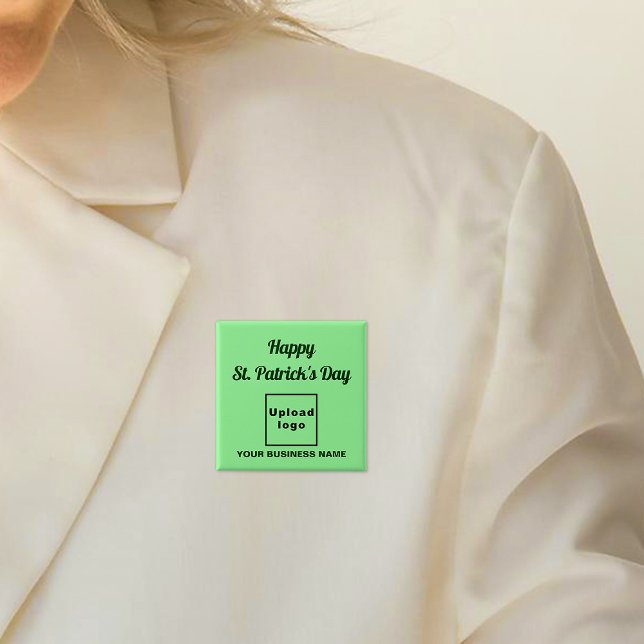 Schaltfläche "Business St. Patrick Light Green Squ Button (Business name and logo with Happy Saint Patrick's Day greeting on light green square button.)