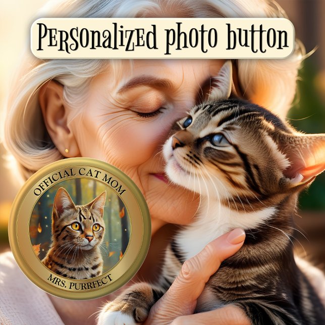Schaltfläche "Fun Gold Metallic Foto Cat Mama" Button (Fun cat mom button showing your custom photo framed by a stylish gold metallic design - animal lover)