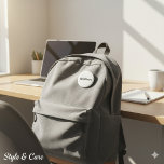 Schaltfläche "Pinback" für Abzeichen mit personali Button<br><div class="desc">Machen Sie mit diesem personalisierten Abzeichen-Knopf eine Einführung einfach und stilvoll. Mit einem beruflichen und sauberen Layout eignet sich Ihr individuelle Name perfekt für Veranstaltungen,  Konferenzen,  Workshops oder Party. Leicht und leicht zu tragen,  fügt diese Taste eine persönliche Touch hinzu und hilft Ihnen dabei,  sich in jeder Menschenmenge herauszustechen.</div>