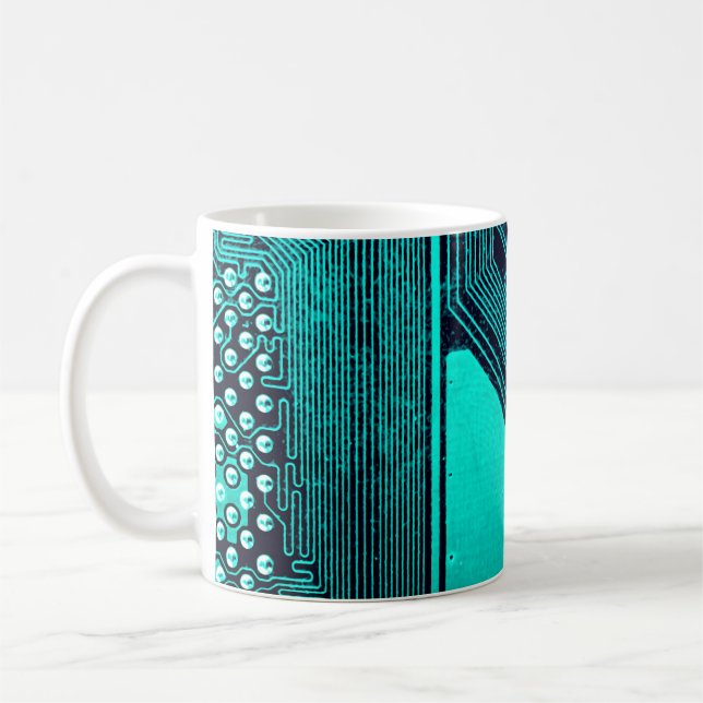 Schalttafel. Elektronische Computerhardware Kaffeetasse (Links)
