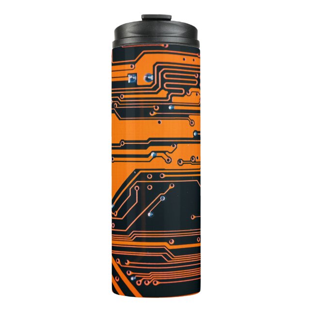 Schalttafel. Elektronische Computerhardware Thermosbecher (Vorderseite)