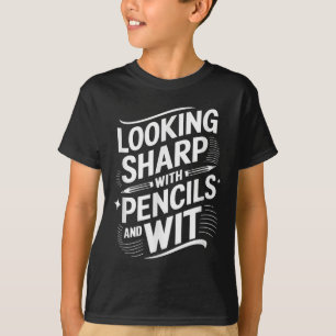 Scharfe Blicke auf die Stifte und die Augen T-Shirt