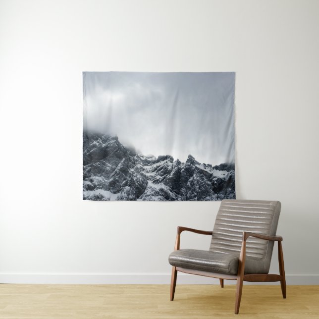 Scharfe Kanten von Bergen und weichen Wolken Wandteppich (Beispiel (Horizontal))