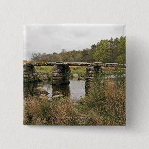 Scharnierventil-Brücke in Dartmoor Nationalpark Button