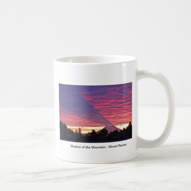 Schatten des Berges - der Mount Rainier Kaffeetasse (Rechts)