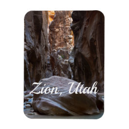 Schatten und Licht in den Pfeilen Magnet