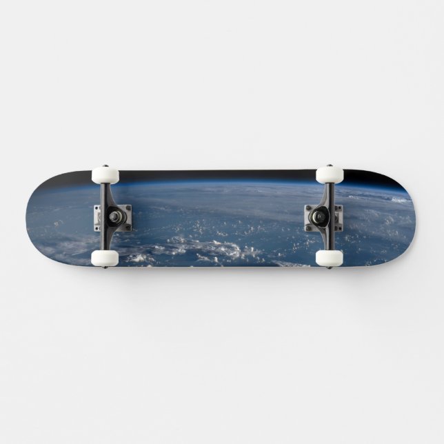 Schatten von Wolken über das philippinische Meer Skateboard (Horizontal)