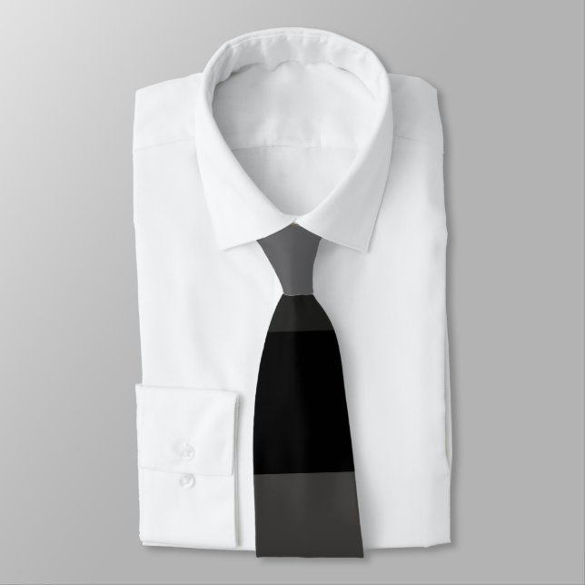 Schattierungen von Gray Necktie Krawatte (Gebunden)