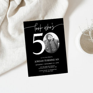 Schau mal, wer 50 ist | Black 50. Birthday Invite Einladung