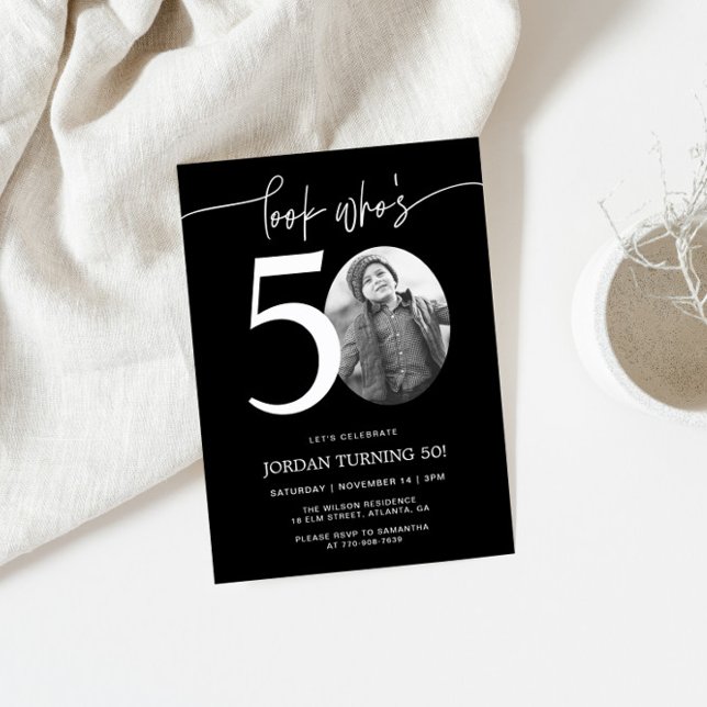 Schau mal, wer 50 ist | Black 50. Birthday Invite Einladung (Von Creator hochgeladen)