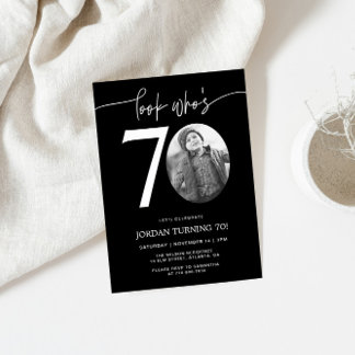 Schau mal, wer ist 70 | Black 70. Birthday Invite Einladung