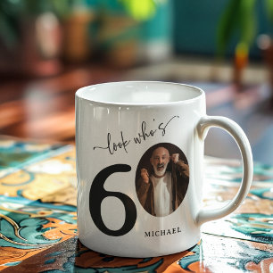 'Schau wer 60 ist' Stylischer 60. Geburtstag Kaffeetasse