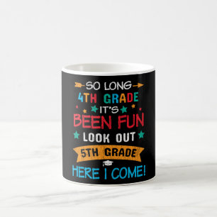 Schauen Sie sich die fünfte Klasse an, ich komme z Kaffeetasse