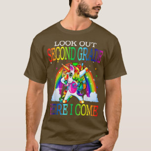 Schauen Sie sich die zweite Klasse an, hier komme T-Shirt