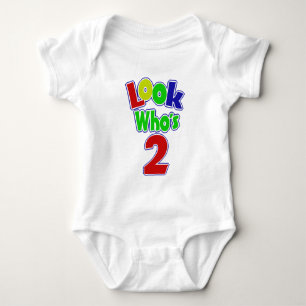 Schauen Sie, wer 2 ist Baby Strampler