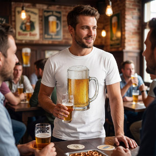 Schäumender kalter Bierkrug Trinker T-Shirt