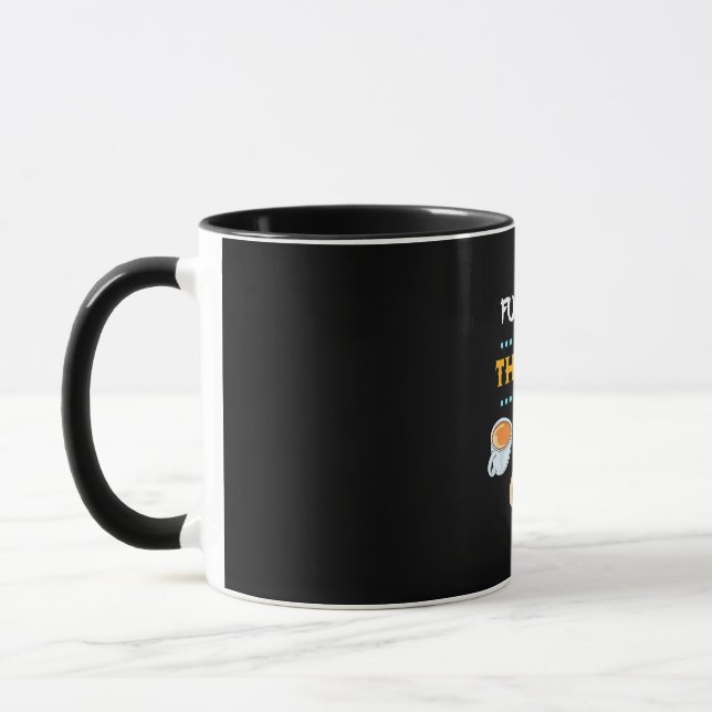 Schauspieler mit Theaterkaffee Tasse (Links)