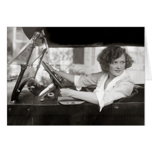 Schauspielerin hinter dem Rad, 1921